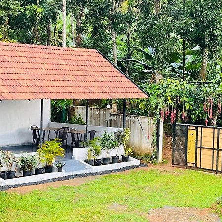 Partho Home Stay Padinjarathara 외부 사진